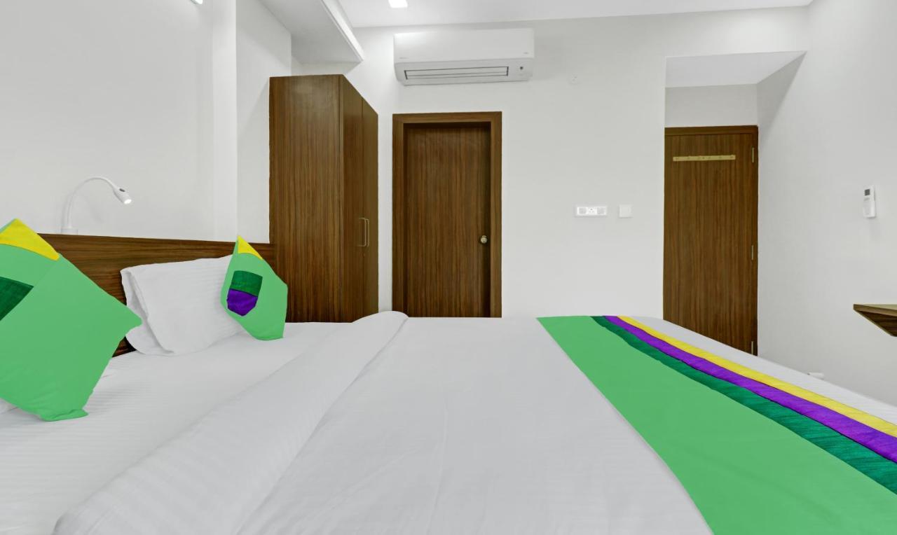 Treebo Raga Hotel Visakhapatnam Exterior foto